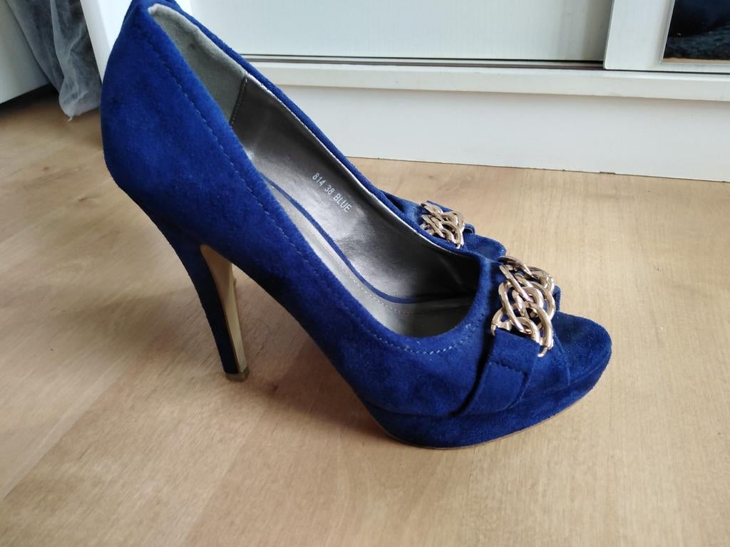 Blauwe pumps, Kleding | Dames, Schoenen, Pumps, Blauw, Ophalen of Verzenden, Zo goed als nieuw