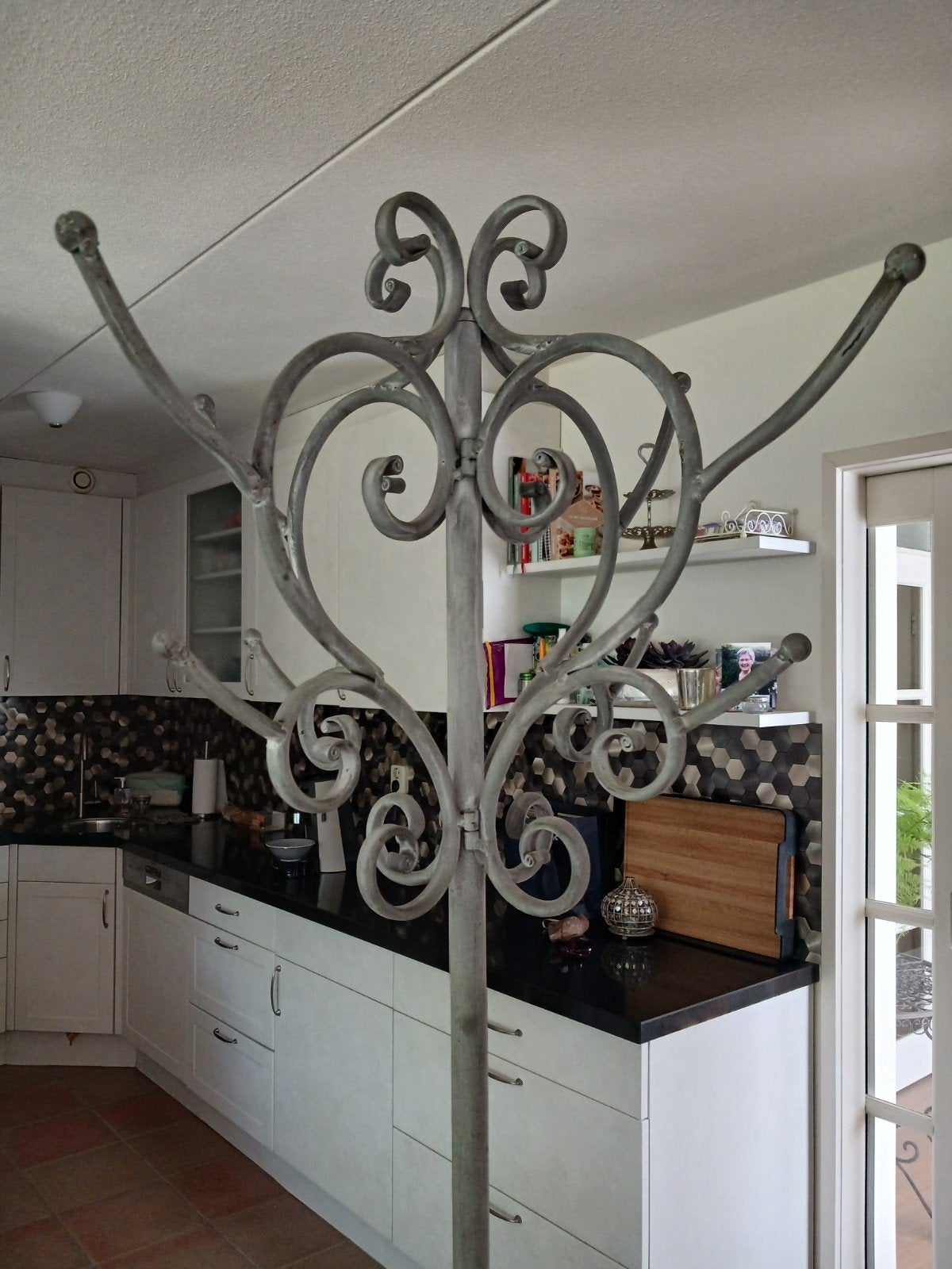 Decoratieve staande kapstok van smeedijzer - Grijs, Huis en Inrichting, Woonaccessoires | Kapstokken, Overige materialen, Gebruikt
