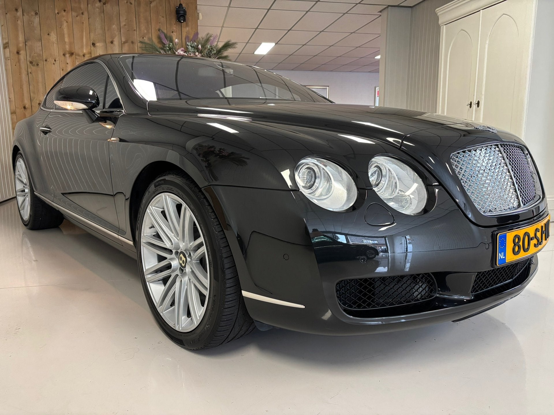 Bentley Continental GT 6.0 W12 NL AUTO, NAP INCL. BTW, ETC.., Automaat, Gebruikt, Zwart, 12 cilinders