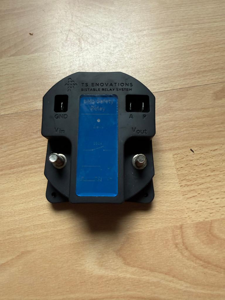 Bi-stabiel Relais 12VDC - Energiezuinig & Hoogwaardig, Ophalen of Verzenden, Nieuw, Schakelaar