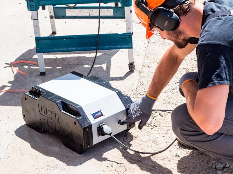 Wattsun mobiele batterij 2000W, Ophalen of Verzenden, Zo goed als nieuw