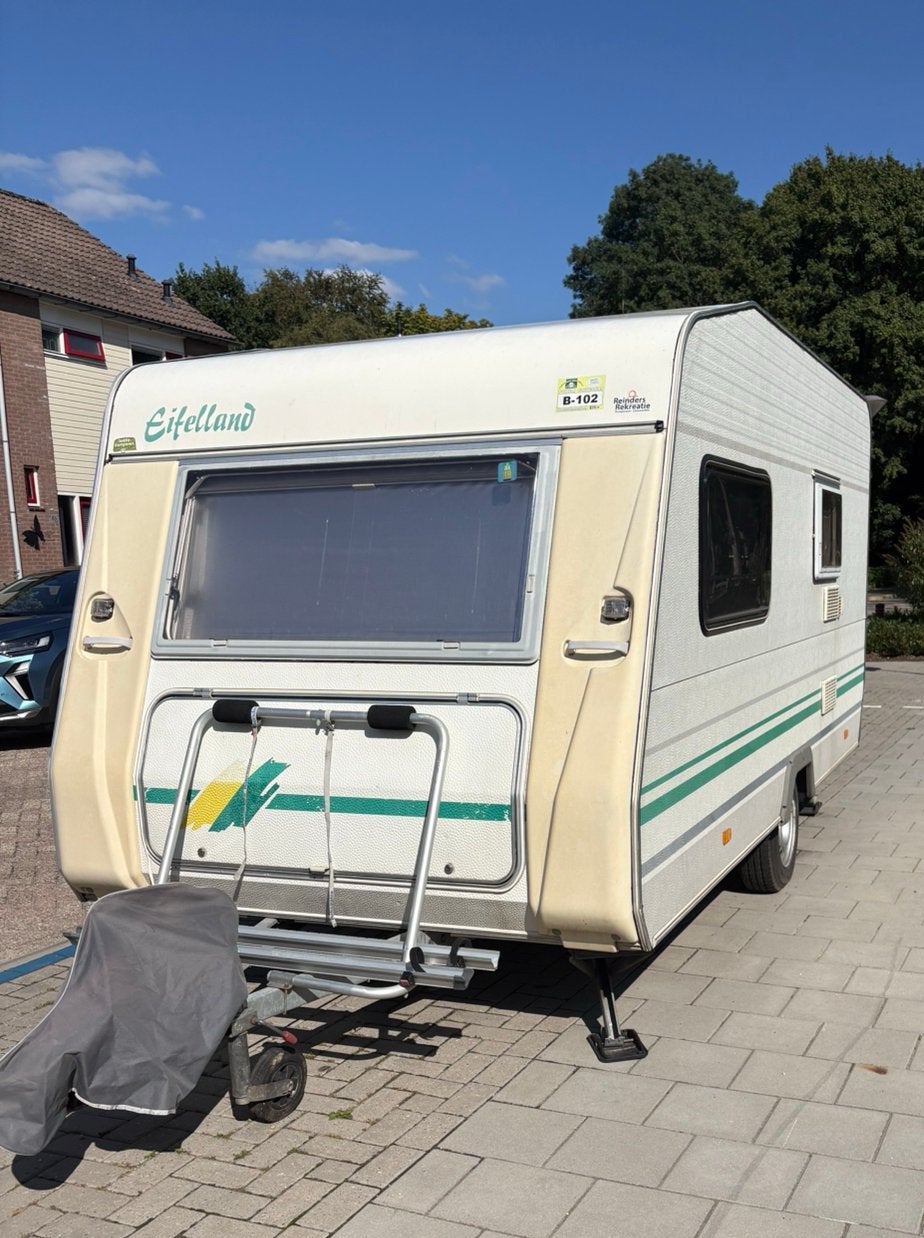 GEZINS-CARAVAN! EIFELLAND MET STAPELBED & JONGE VOORTENT, Stapelbed, Overige, Eifelland, Particulier