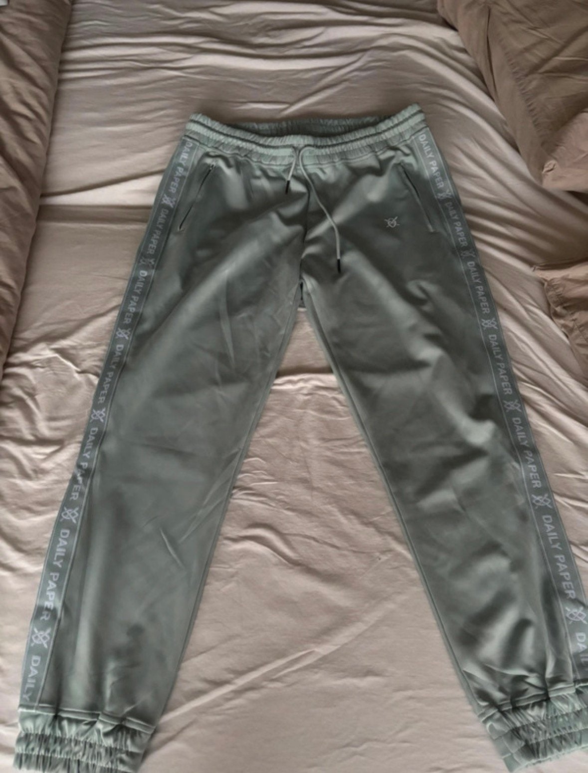 Daily paper trainingsbroek, Ophalen of Verzenden, Zo goed als nieuw, Maat 56/58 (XL)