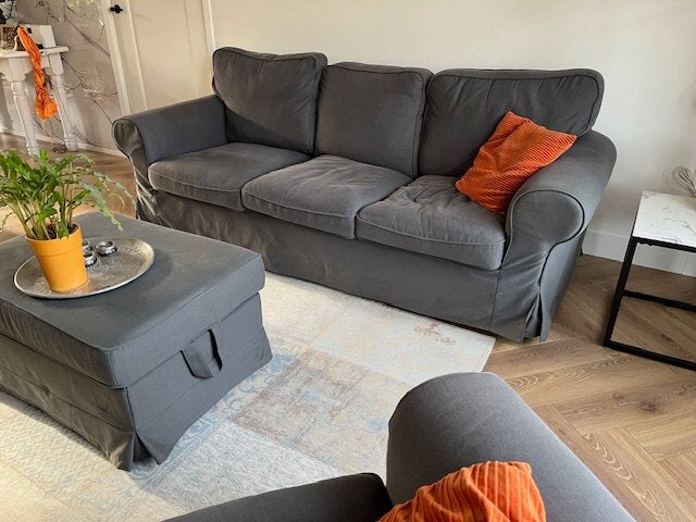 Bank, fauteuil & hocker: samen €230,-, Ophalen, Zo goed als nieuw