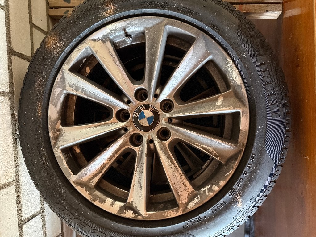 17 inch BMW velgen incl Pirelli winterbanden, Ophalen, Gebruikt, Banden en Velgen, 17 inch