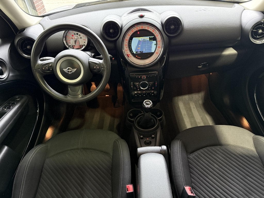 MINI Countryman 1.6 Cooper Knockout Edition Pano/ Navi, Auto's, Voorwielaandrijving, Stof, Gebruikt, Origineel Nederlands