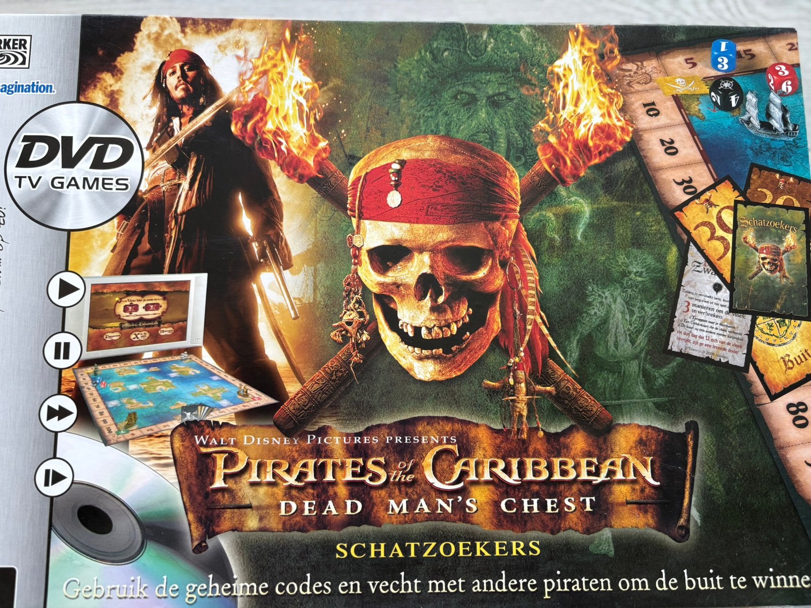 Pirates of the Caribbean spel schatzoekers, Vanaf 9 jaar, Ophalen of Verzenden, Zo goed als nieuw, Inclusief DVD