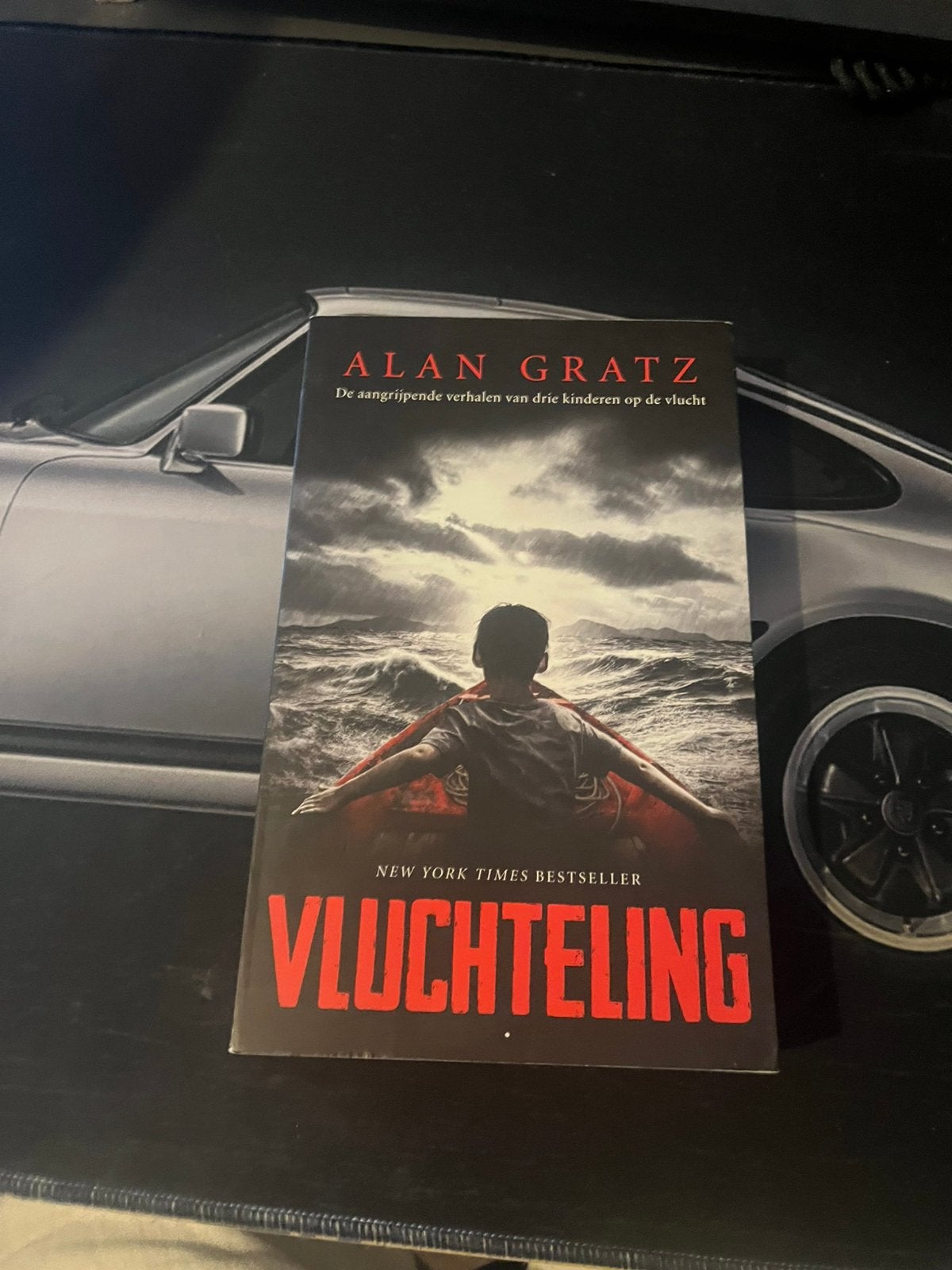 Vluchteling van Alan Gratz, Boeken, Ophalen of Verzenden, Zo goed als nieuw, Nederland