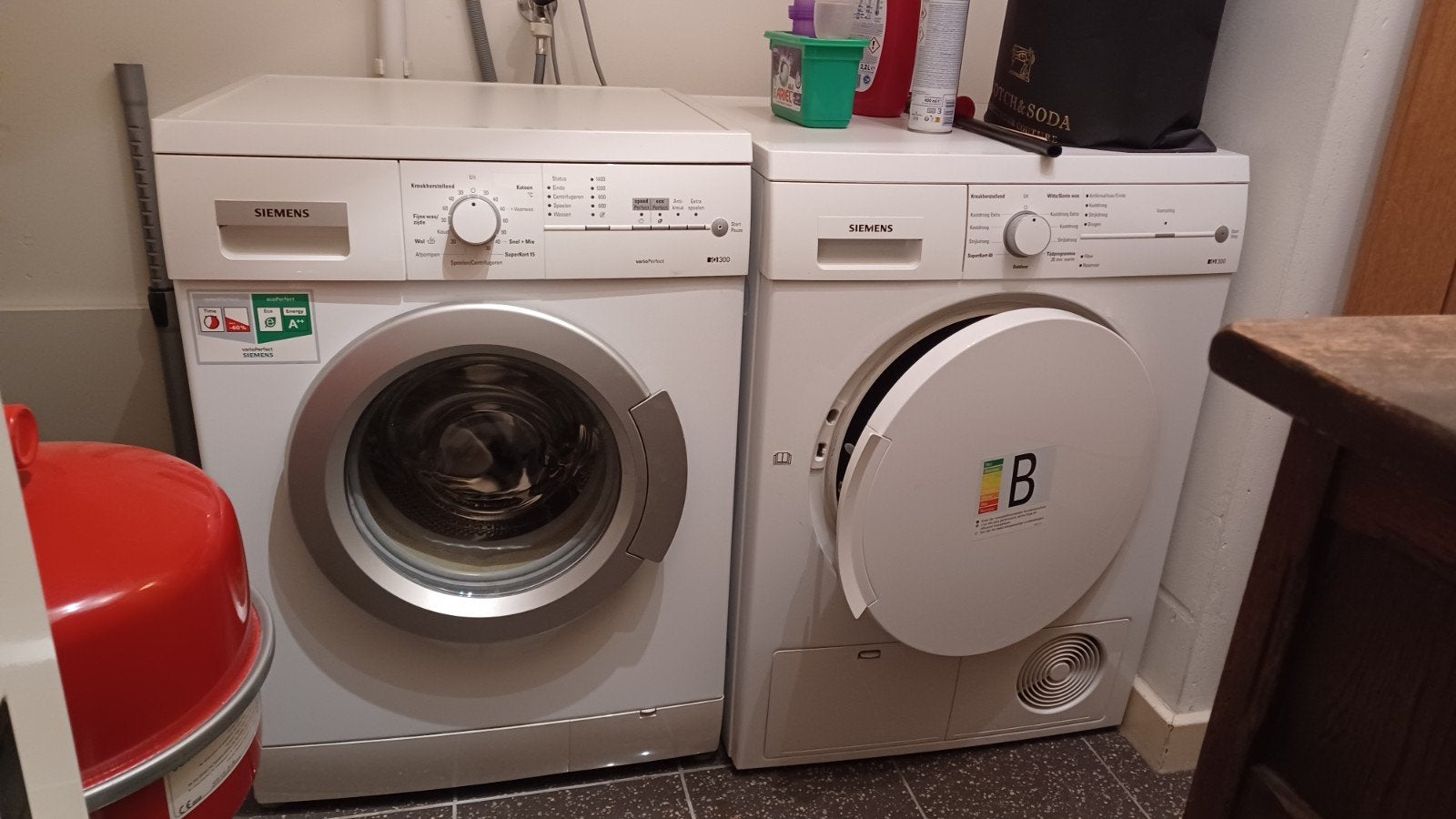 Siemens wasmachine en droger - goed onderhouden, Witgoed en Apparatuur, Ophalen, Gebruikt, Energieklasse A of zuiniger, Voorlader
