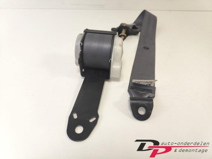 Veiligheidsgordel links-achter van een Daihatsu Young RV, Gebruikt, Daihatsu, -, -