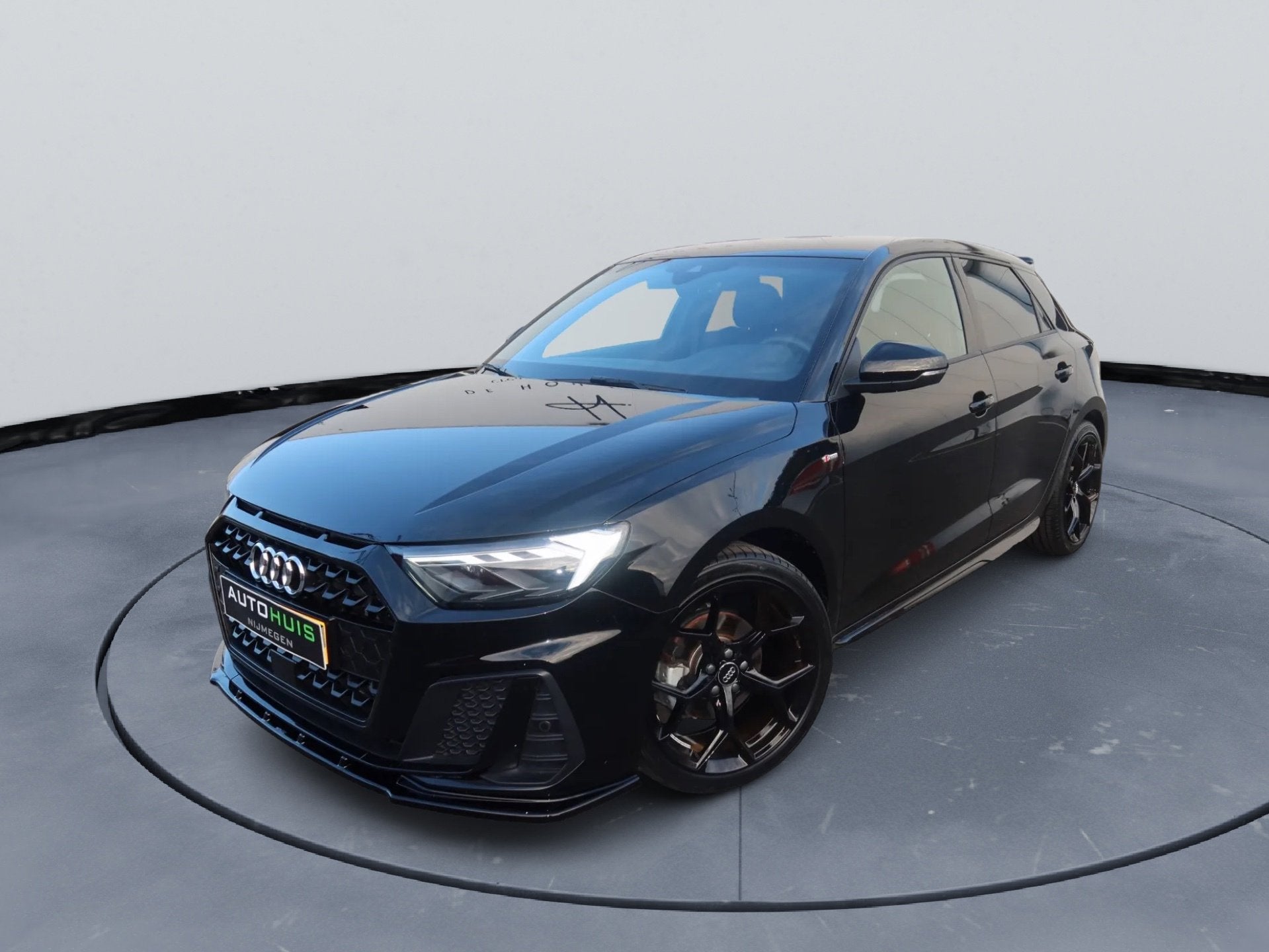 Audi A1 SPORTBACK 30 TFSI S edition 18" Apple caplay half le, Auto's, Dealer onderhouden, Zwart, Bedrijf, 3 cilinders