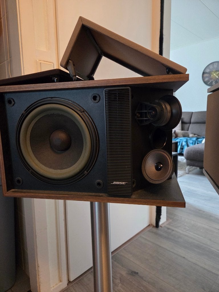 Bose 301 serie II in nieuwstaat !!, Audio, Tv en Foto, Luidsprekers, Ophalen, Stereo speakers, Inclusief standaarden, Zo goed als nieuw