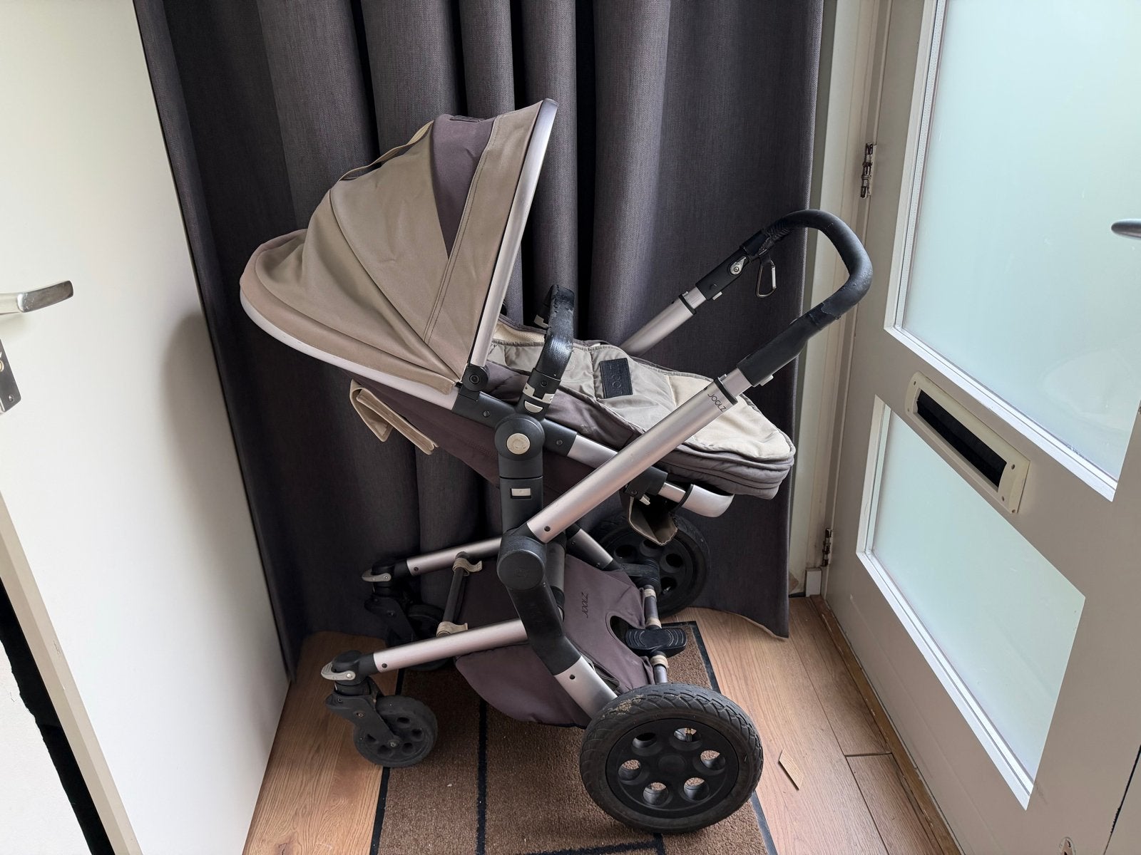 Joolz kinderwagen met gebruikssporen, Gebruikt, Combiwagen, Met reiswieg, Ophalen
