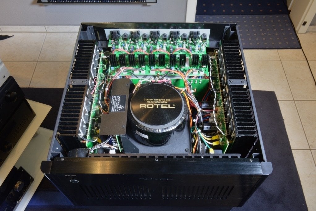 1000 Watts ROTEL RMB-1585 Eindversterker High End, Ophalen, Zo goed als nieuw, 120 watt of meer, Overige merken
