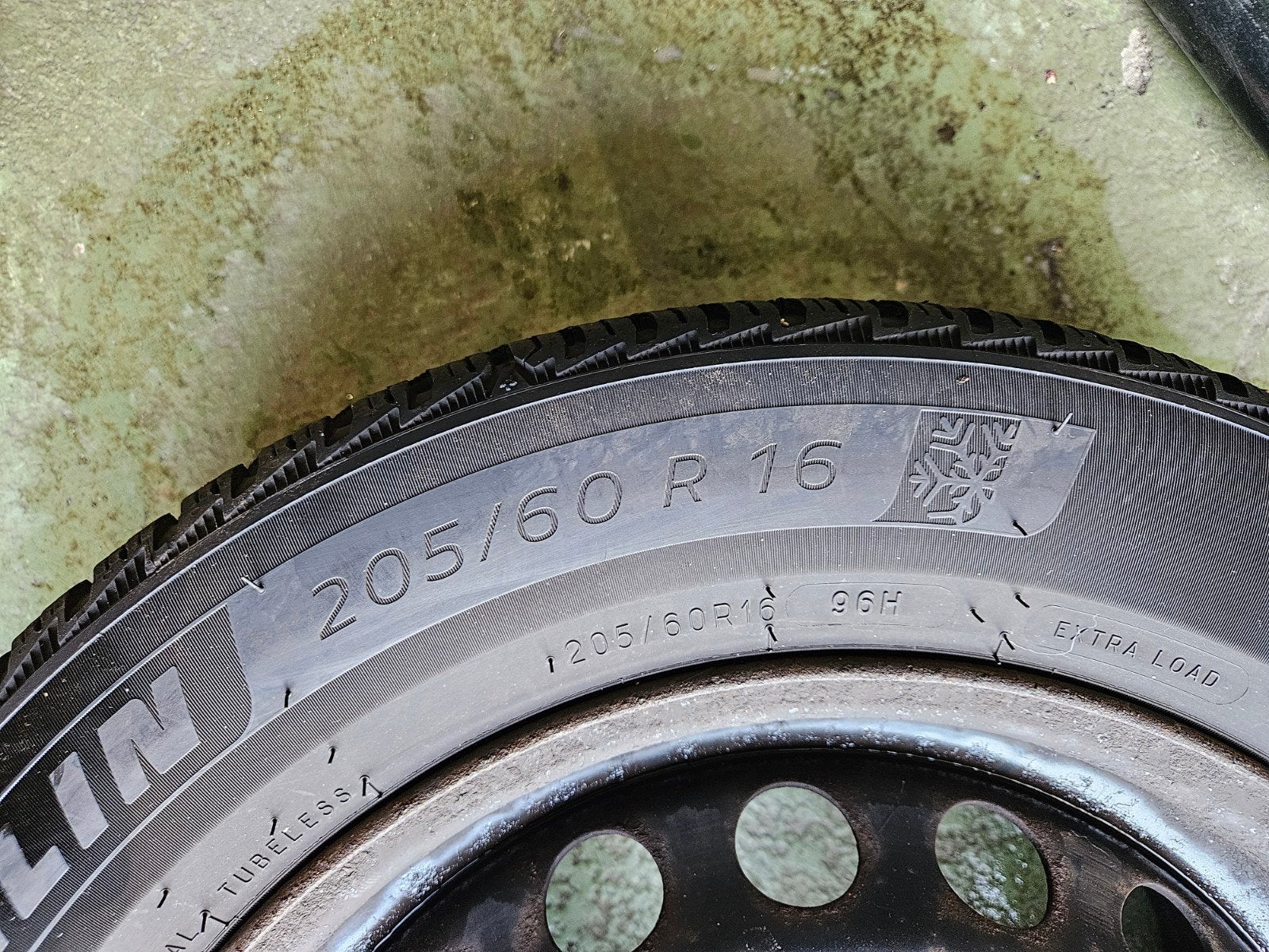 Foto 5 van Michelin Alpin 5 en 7 winterbanden 205/60/R16