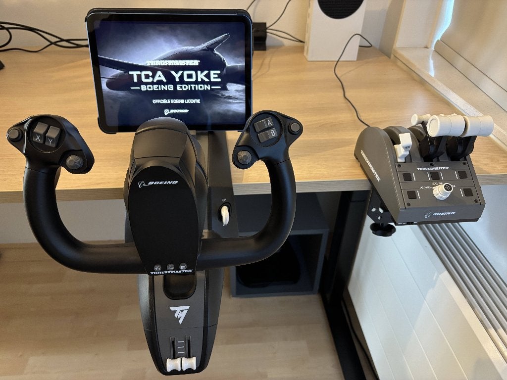 Thrustmaster Boeing Yoke & Throttle Quadrant, Ophalen of Verzenden, Zo goed als nieuw, Thrustmaster