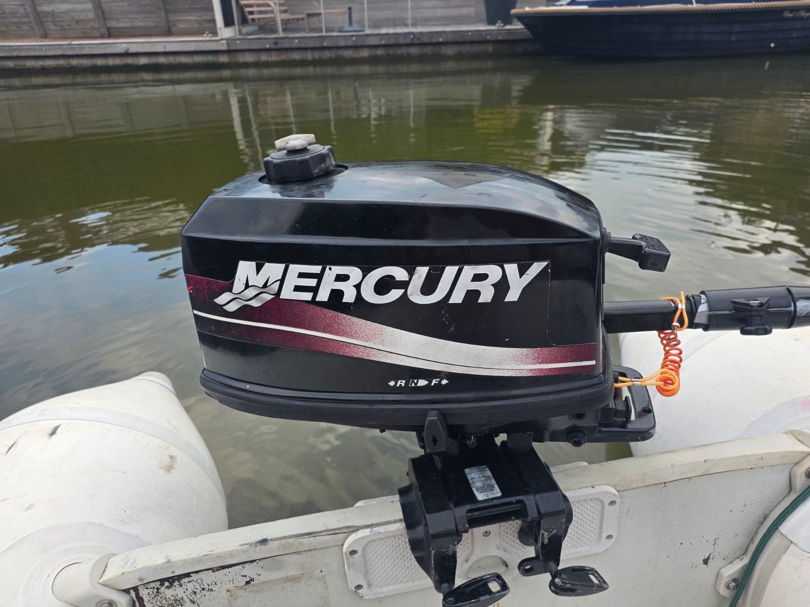 Mercury 4pk 2-takt buitenboordmotor, recent onderhouden, Gebruikt, Minder dan 5 pk, Ophalen of Verzenden, Buitenboordmotor