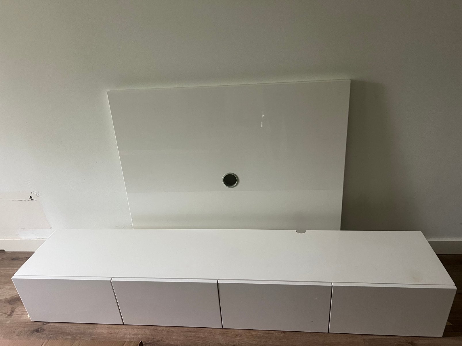 Zwevend TV meubel FLOAT (Goossens), Ophalen, Overige materialen, Gebruikt, 150 tot 200 cm