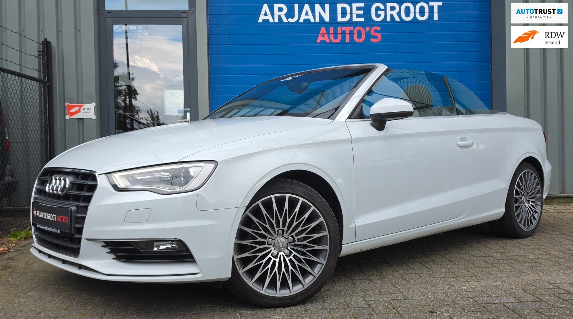 Audi A3 Cabriolet 1.4 TFSI 140PK Navi Clima Cruise Xenon Spo, Auto's, Audi, Voorwielaandrijving, Stof, Gebruikt, 4 cilinders