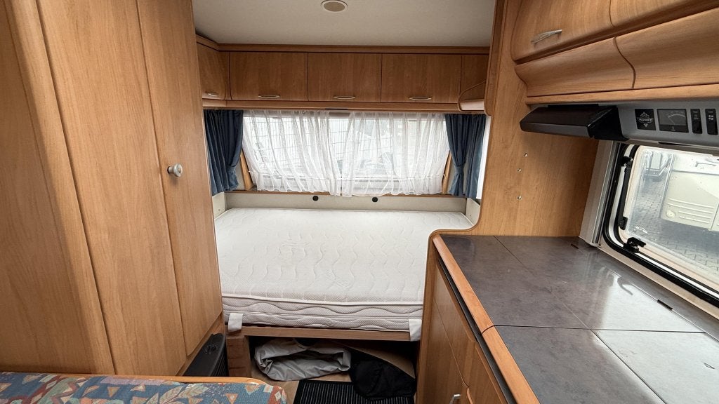 Hobby De Luxe 400 SB bouwjaar 2000 met voortent, Caravans en Kamperen, Caravans, Hobby, Bedrijf, 750 - 1000 kg, 4 tot 5 meter