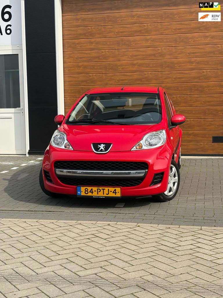 Peugeot 107 1E EIGENAAR l AUTOMAAT l DEALER ONDERHOUDEN, Auto's, Peugeot, Euro 5, Gebruikt, 4 stoelen, 68 pk