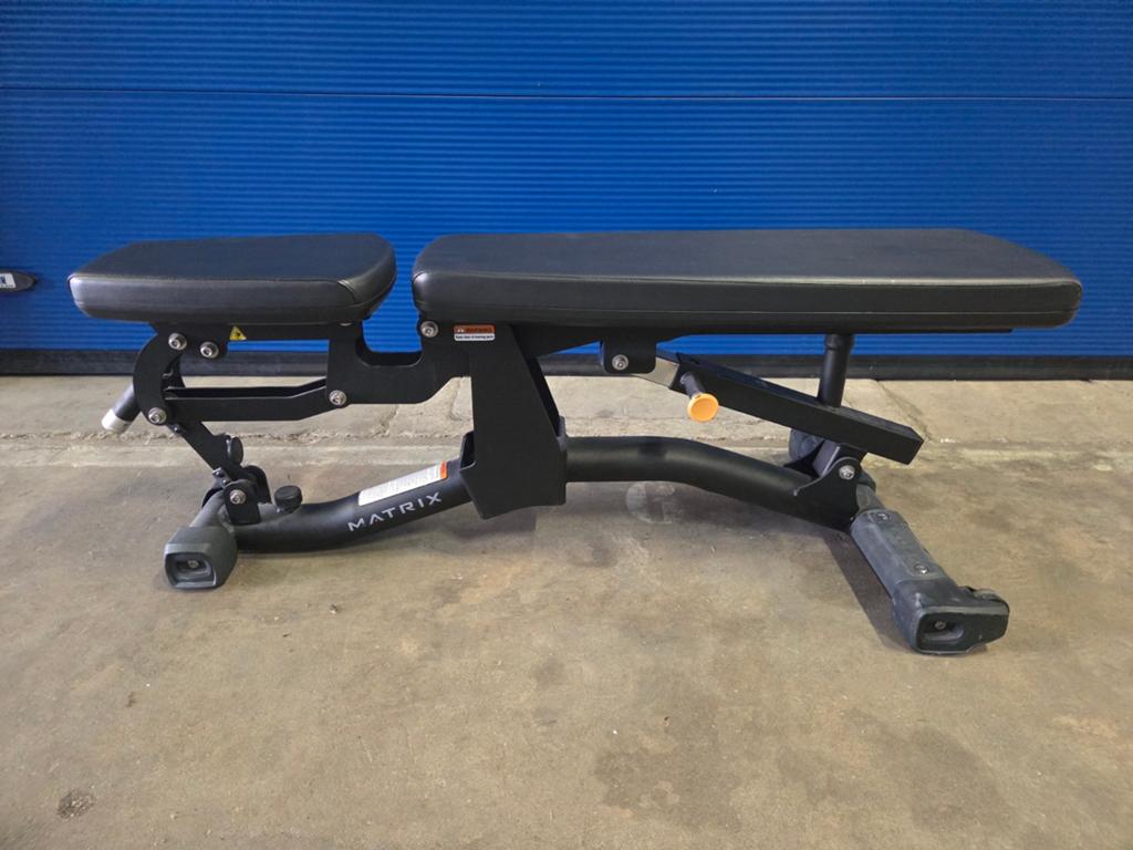 Matrix fitness bench halterbank, Ophalen, Zo goed als nieuw, Fitnessbank