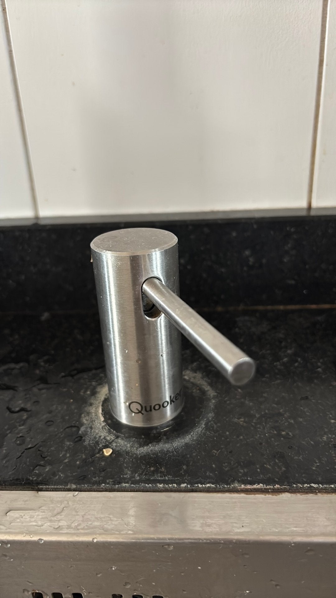 Quooker Nordic zeepdispenser RVS met nieuw reservoir, Huis en Inrichting, Overige typen, Zilver, Ophalen of Verzenden, Zo goed als nieuw