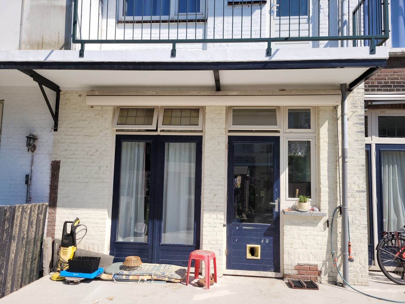 Zonnescherm 4m breed, 4m uitval, handbediening - Afhalen, Ophalen, Gebruikt, 250 cm tot 450 cm, Knikarmscherm