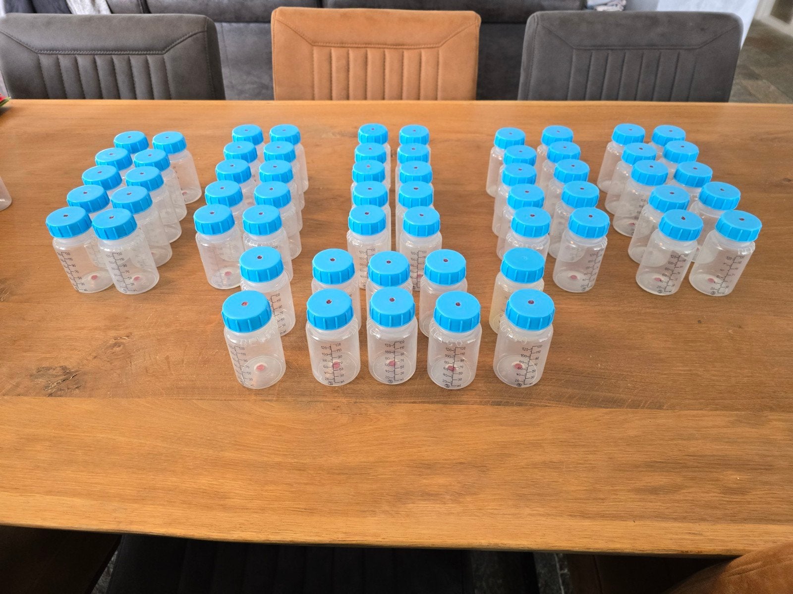Beldico zuigelingenflesjes moedermelk 130 ml - 60 stuks, Kinderen en Baby's, Babyvoeding en Toebehoren, Ophalen of Verzenden, Zo goed als nieuw