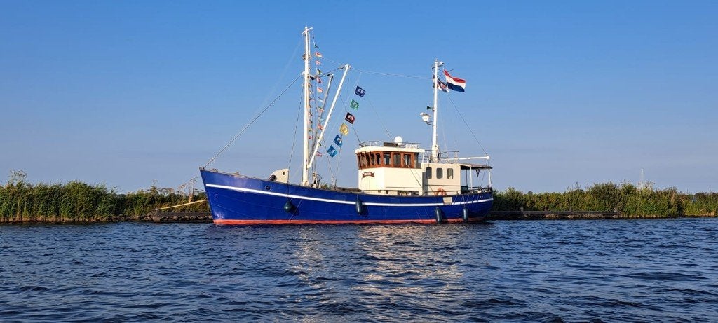 Kotter bouw jaar 1946, Binnenboordmotor, Walstroom, Diesel, 190 cm