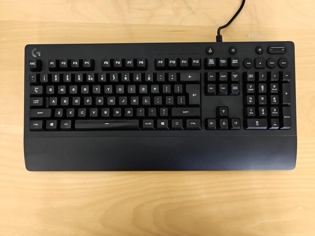 Logitech G213 Toetsenbord / Keyboard, Computers en Software, Ophalen, Qwerty, Zo goed als nieuw