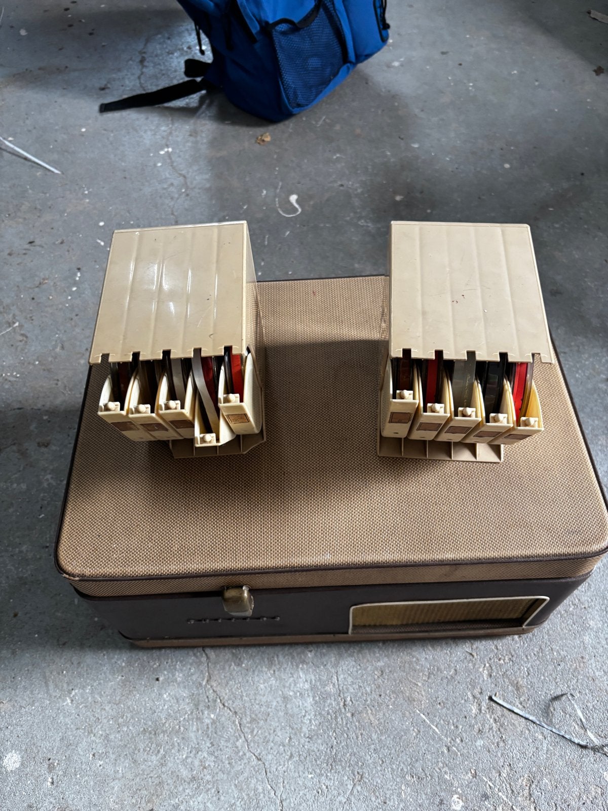 Vintage Bandrecorder met Koffer en Banden, Ophalen, Bandrecorder, Met stofkap