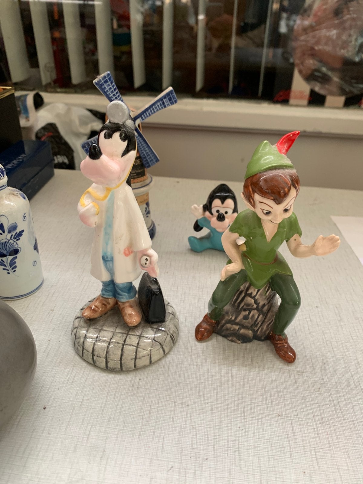 Beeldjes Peter Pan en Schmid Disney Goofy as a Doctor, Verzamelen, Ophalen of Verzenden, Zo goed als nieuw