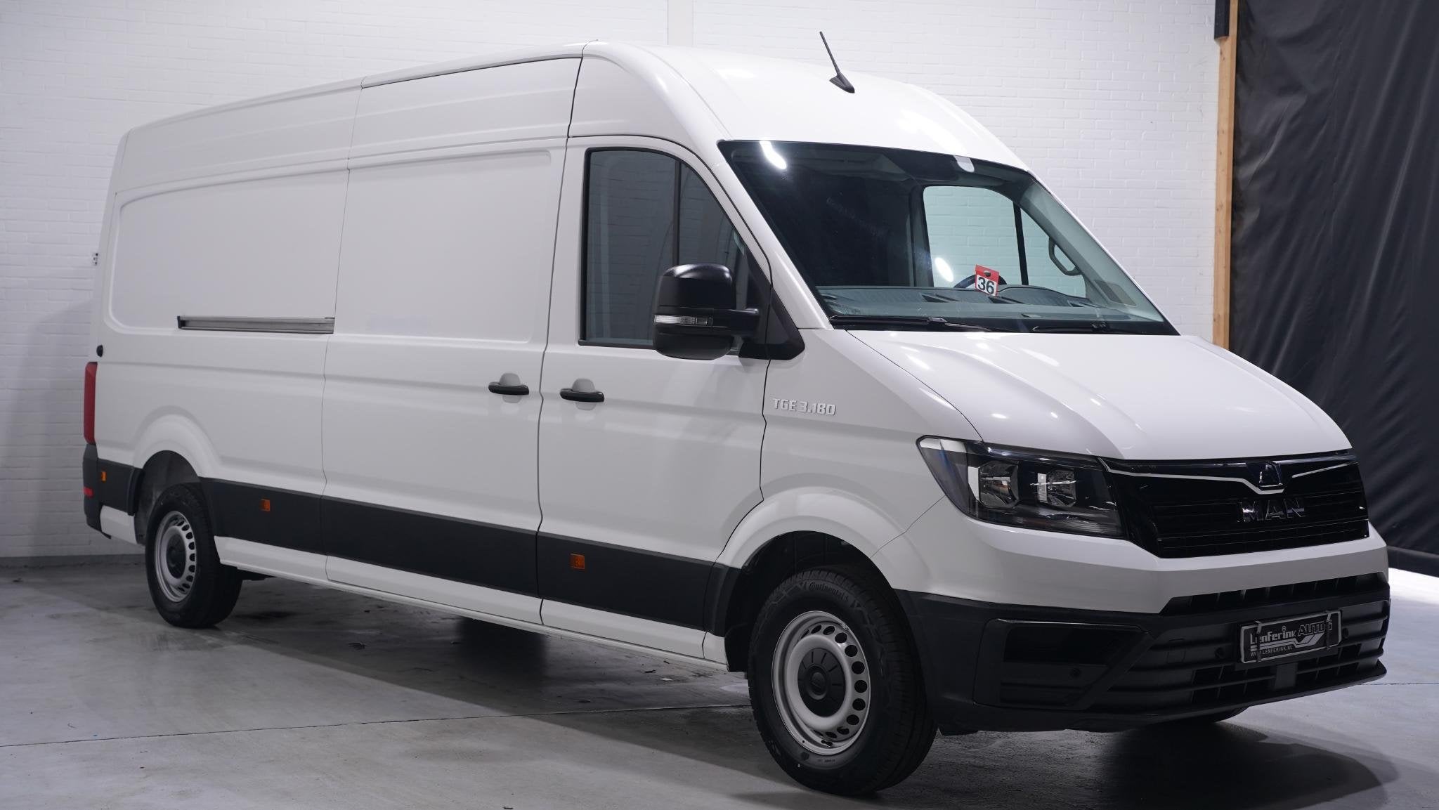 MAN TGE 3.180 180 pk DSG Aut. L4H3 Apple Carplay, Camera 270, Auto's, Stof, Gebruikt, 4 cilinders, Wit