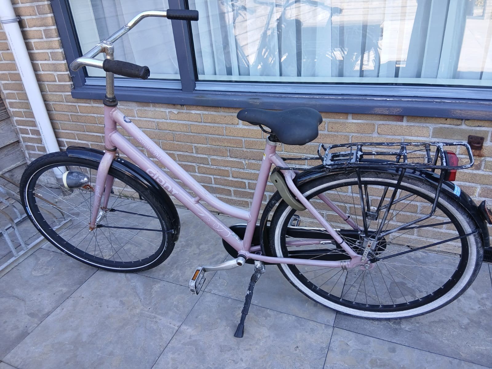 Roze damesfiets, Ophalen, Gebruikt, Terugtraprem, Giant