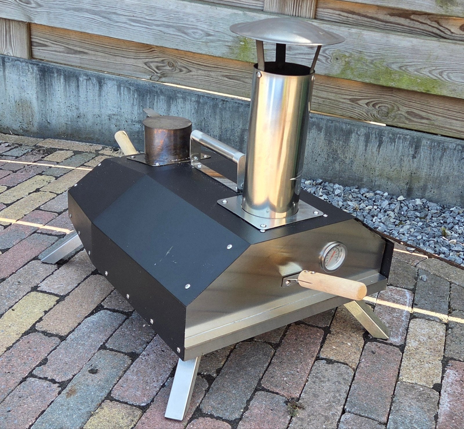 Compacte Houtgestookte Pizza Oven - Zo Goed als Nieuw, Ophalen, Zo goed als nieuw, Onbekend