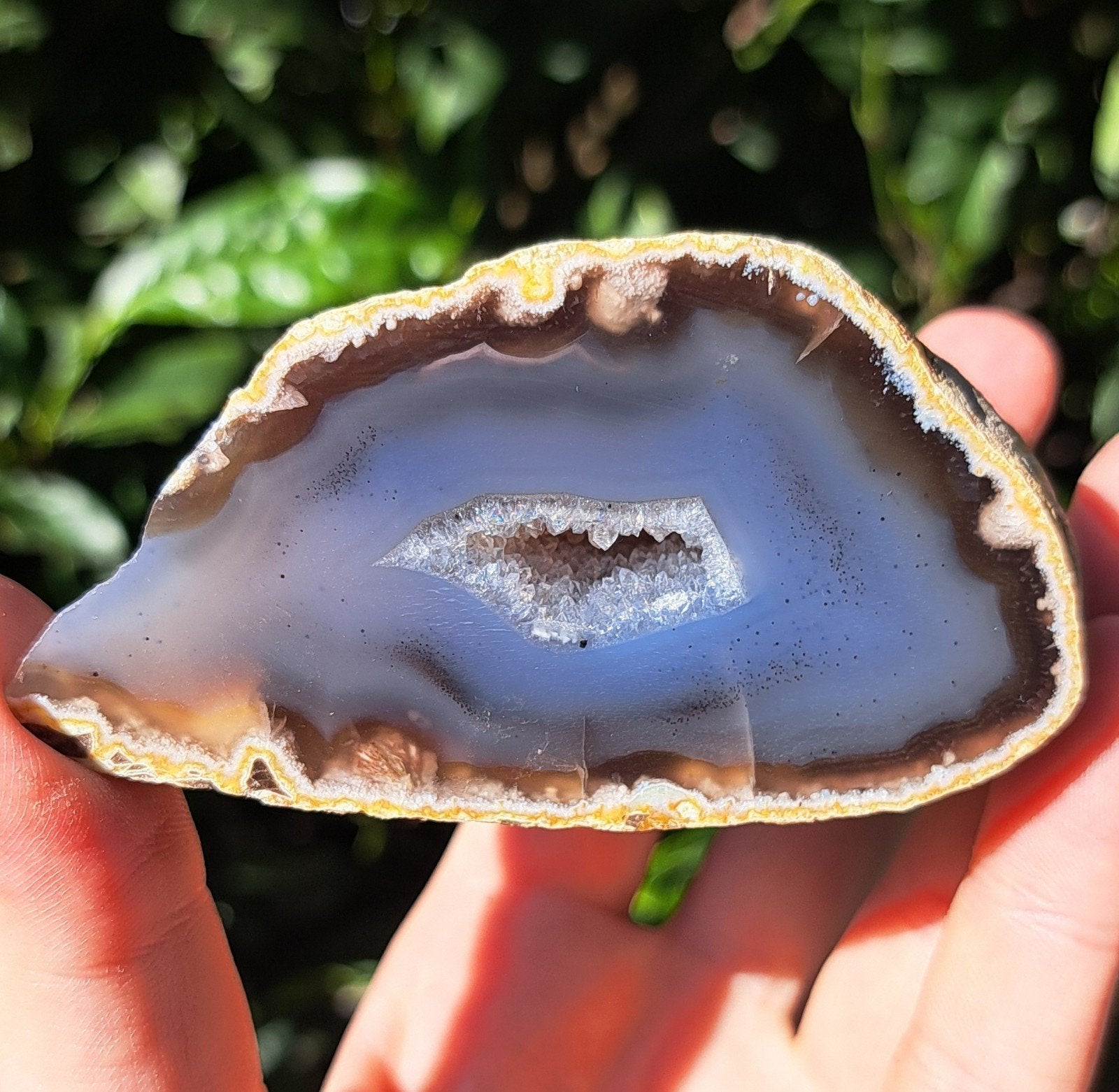 Agaatgeode met kristalletjes edelsteen verzameling mineraal, Verzamelen, Ophalen of Verzenden