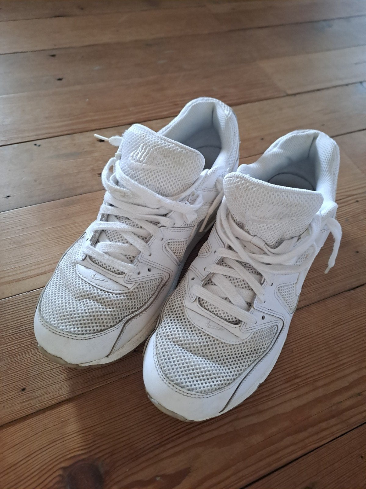 Witte Nike Air Max sneakers - Maat 44, Wit, Nike, Ophalen of Verzenden, Sneakers of Gympen