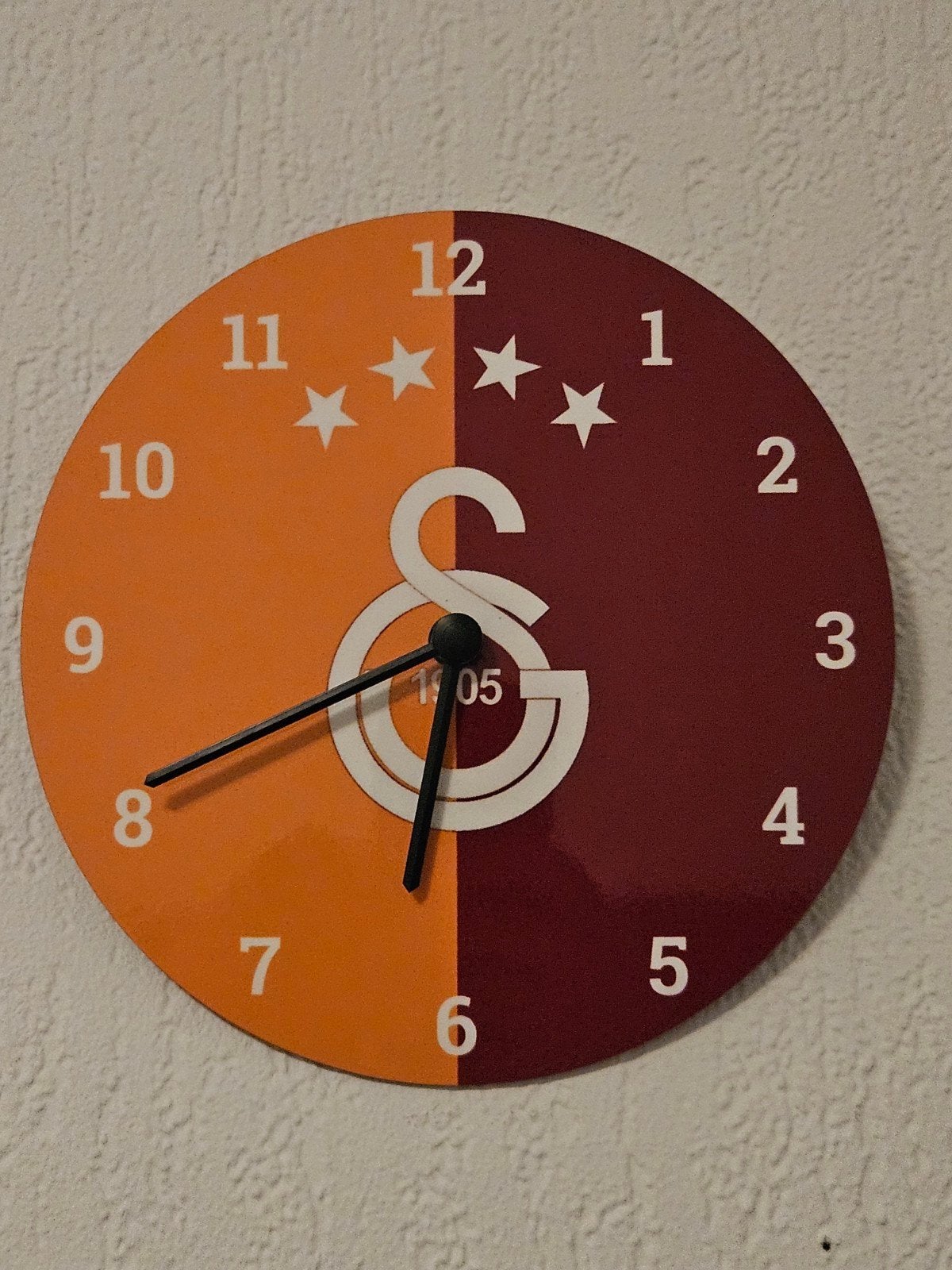 Galatasaray Klok - Rood Geel - Zo goed als nieuw, Wandklok, Geel, Analoog, Ophalen of Verzenden
