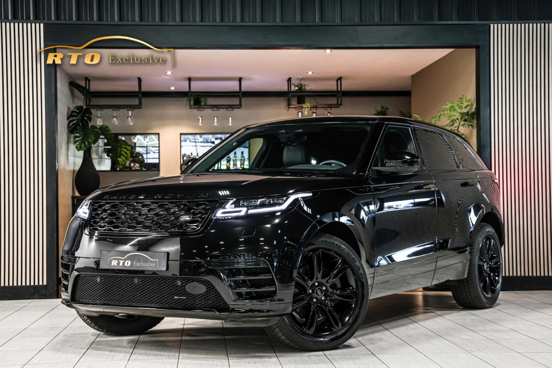 Land Rover Range Rover Velar 2.0 D200 AWD|Grijs kenteken, Auto's, Automaat, 4 cilinders, Met garantie (alle), Zwart
