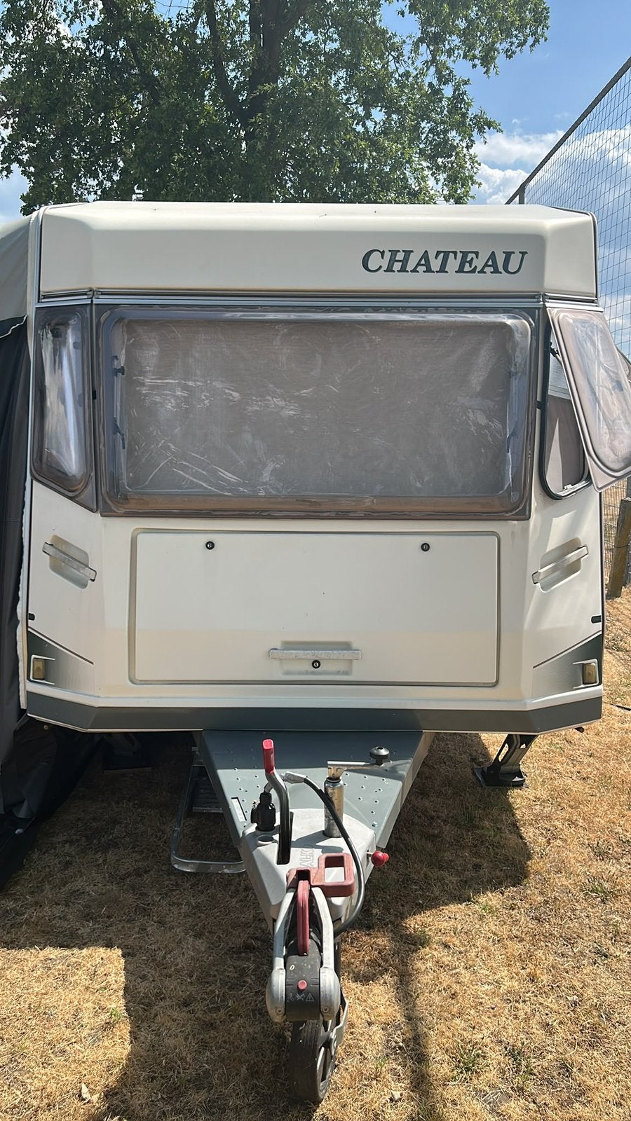 Chateau Cantara 1999, Serviceluik, Chateau, Treinzit, Dwarsbed