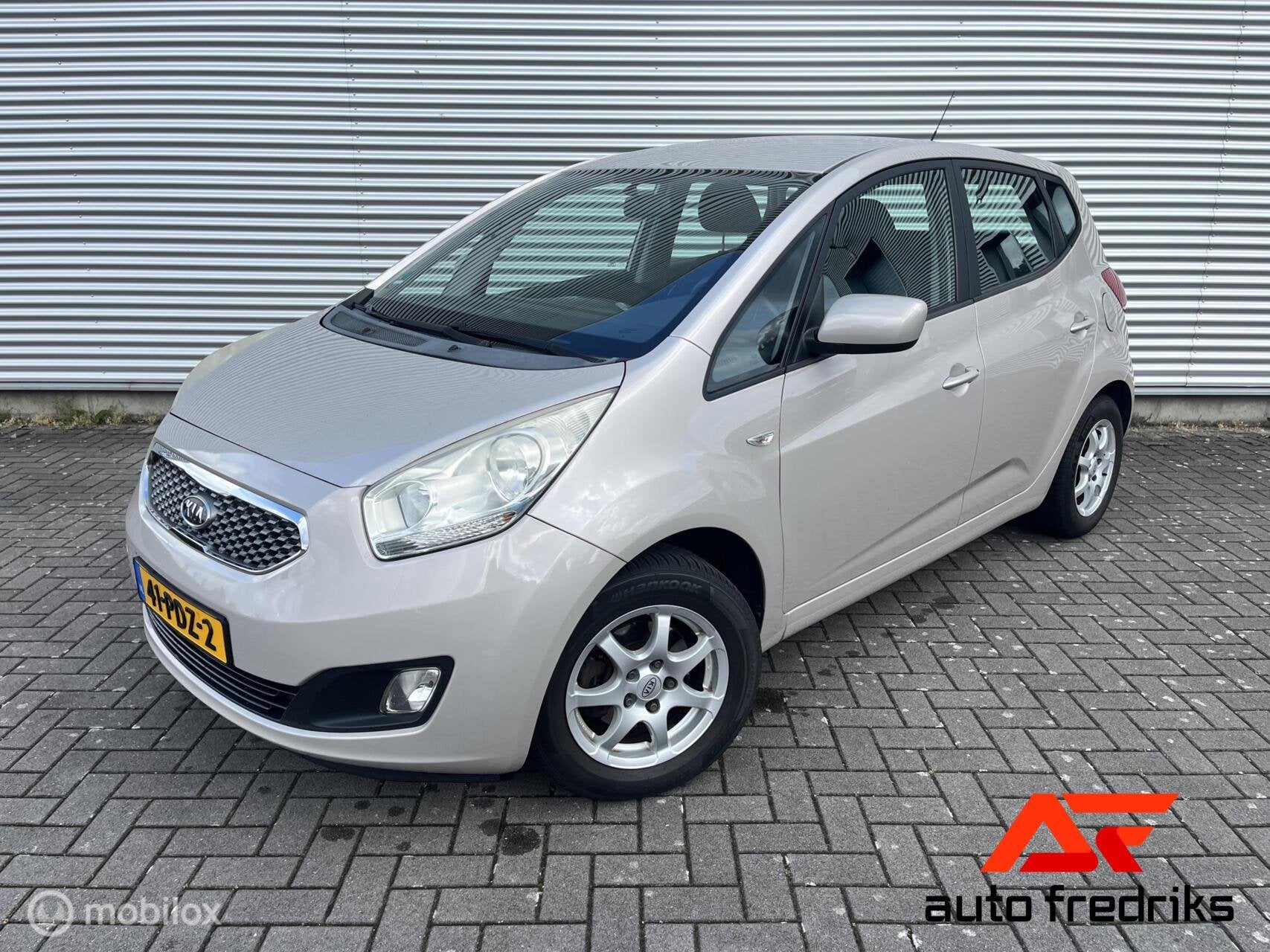 Kia Venga 1.4 CVVT Seven | Airco |, Auto's, Voorwielaandrijving, Euro 5, Gebruikt, 4 cilinders