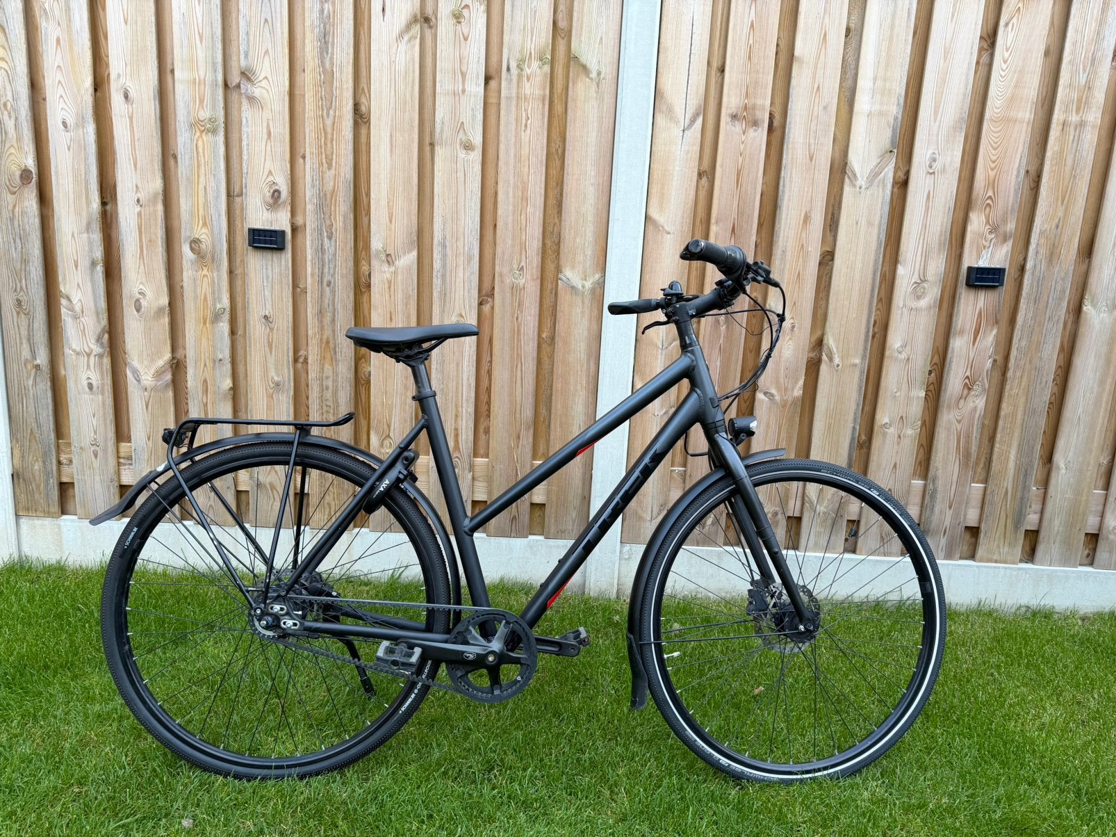 Zeer nette Trek L500 belt gates riemaandrijving dames fiets, Minder dan 10 versnellingen, 53 tot 56 cm, Zo goed als nieuw, Ophalen