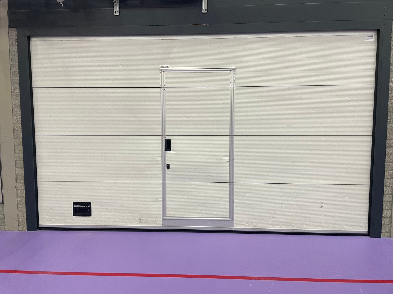 Crawford overheaddeur met loopdeur elektrisch, Doe-het-zelf en Verbouw, Deuren en Horren, Ophalen, Gebruikt, Garagedeur, 120 cm of meer