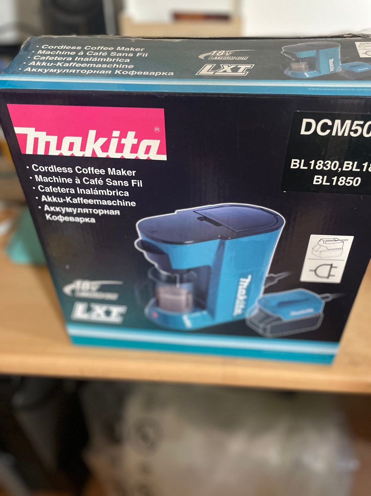 Makita koffiezet apparaat, Ophalen, Nieuw