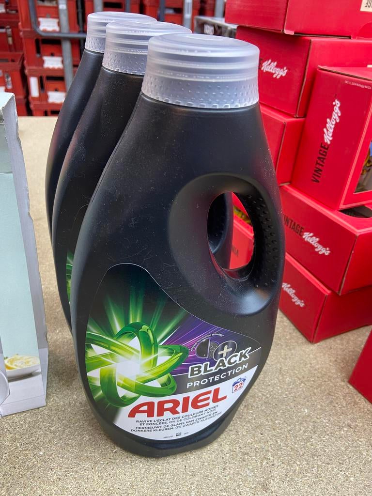 Ariel 22 Wasbeurten Vloeibaar Wasmiddel Zwarte Kleding, ., Ophalen of Verzenden, ., Schoonmaakmiddel