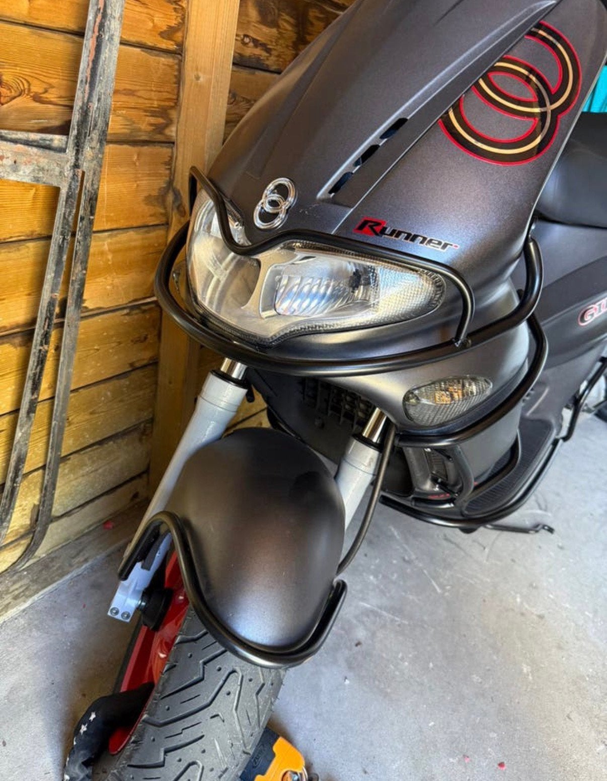 Gilera Runner Beugelset – 50cc / 125cc / 180cc / 200cc, Fietsen en Brommers, Ophalen of Verzenden, Zo goed als nieuw, Uitlaat