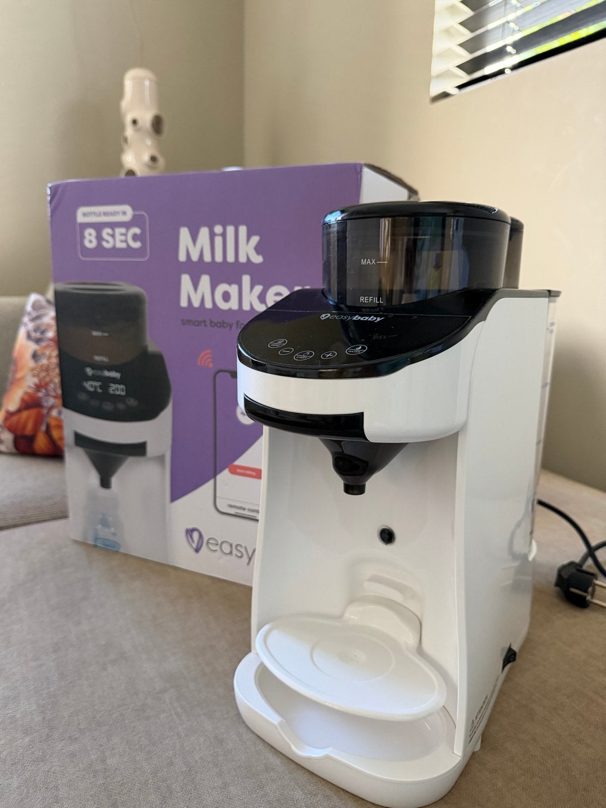 Easybaby Milk Maker Smart Baby Formula Maker, Kinderen en Baby's, Automatisch, Ophalen of Verzenden, Zo goed als nieuw, Babyvoedingmaker
