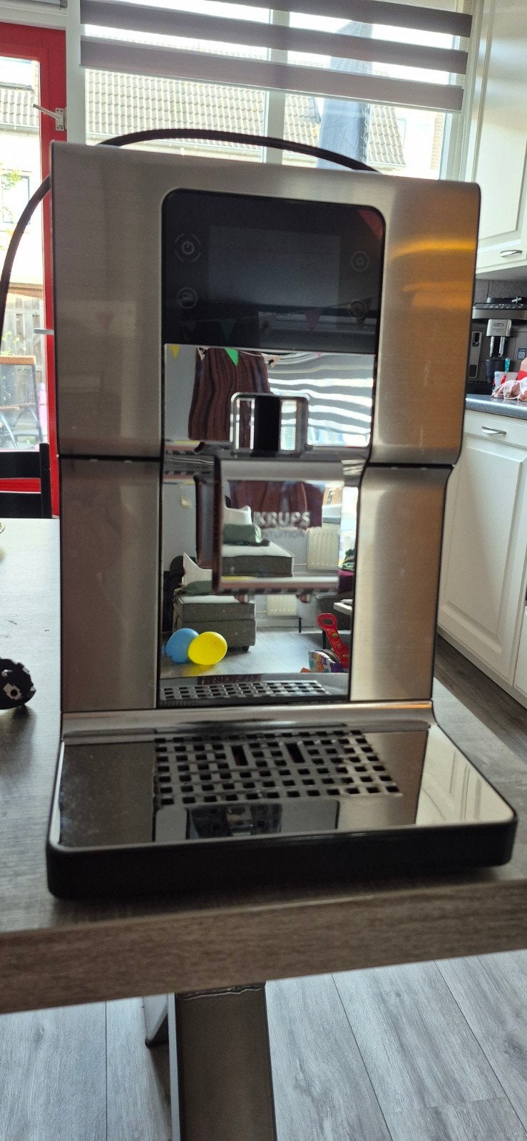 Krups EA8377 Espressomachine - Zilver/Zwart, Witgoed en Apparatuur, Gebruikt, Espresso apparaat, 2 tot 4 kopjes, Koffiebonen