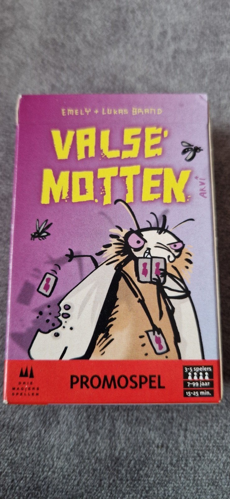 Valse Motten Promospel - Leuk kaartspel voor het hele gezin, Hobby en Vrije tijd, Gezelschapsspellen | Kaartspellen, Ophalen of Verzenden